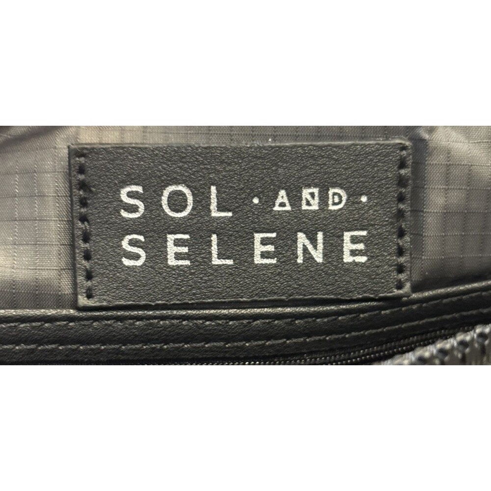 Sol And Selene Sixth Sense Medium Shoulder Bag Womens Black Quilted NWOT $90 - Picture 5 of 7